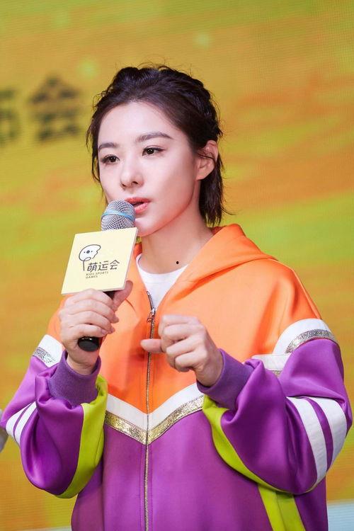 刘璇爆料女足视频播放,揭秘视频播放背后的故事  第1张